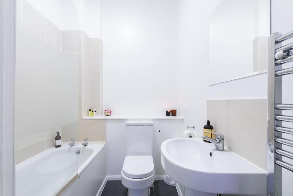 Appartamento Hyde Park Delux 1 Bed Bayswater Londra