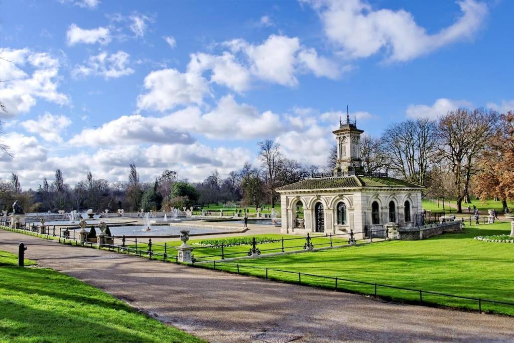 Hyde Park Delux 1 Bed Bayswater Londra